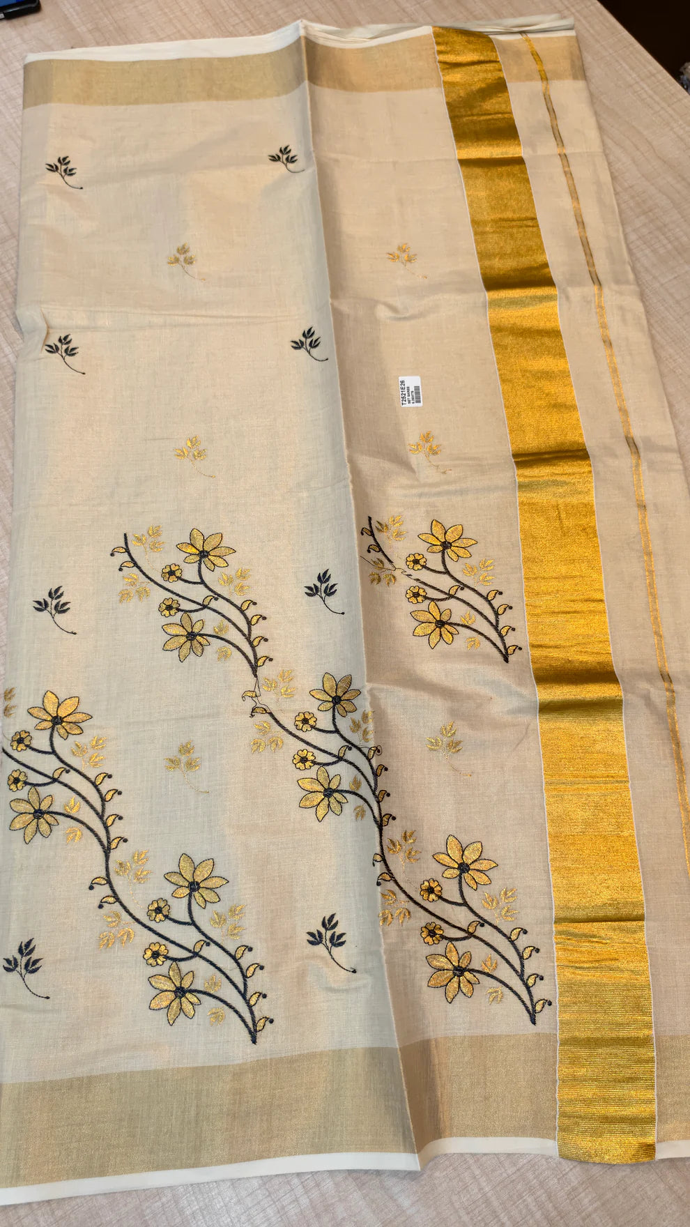 Daffodils Tissue Saree