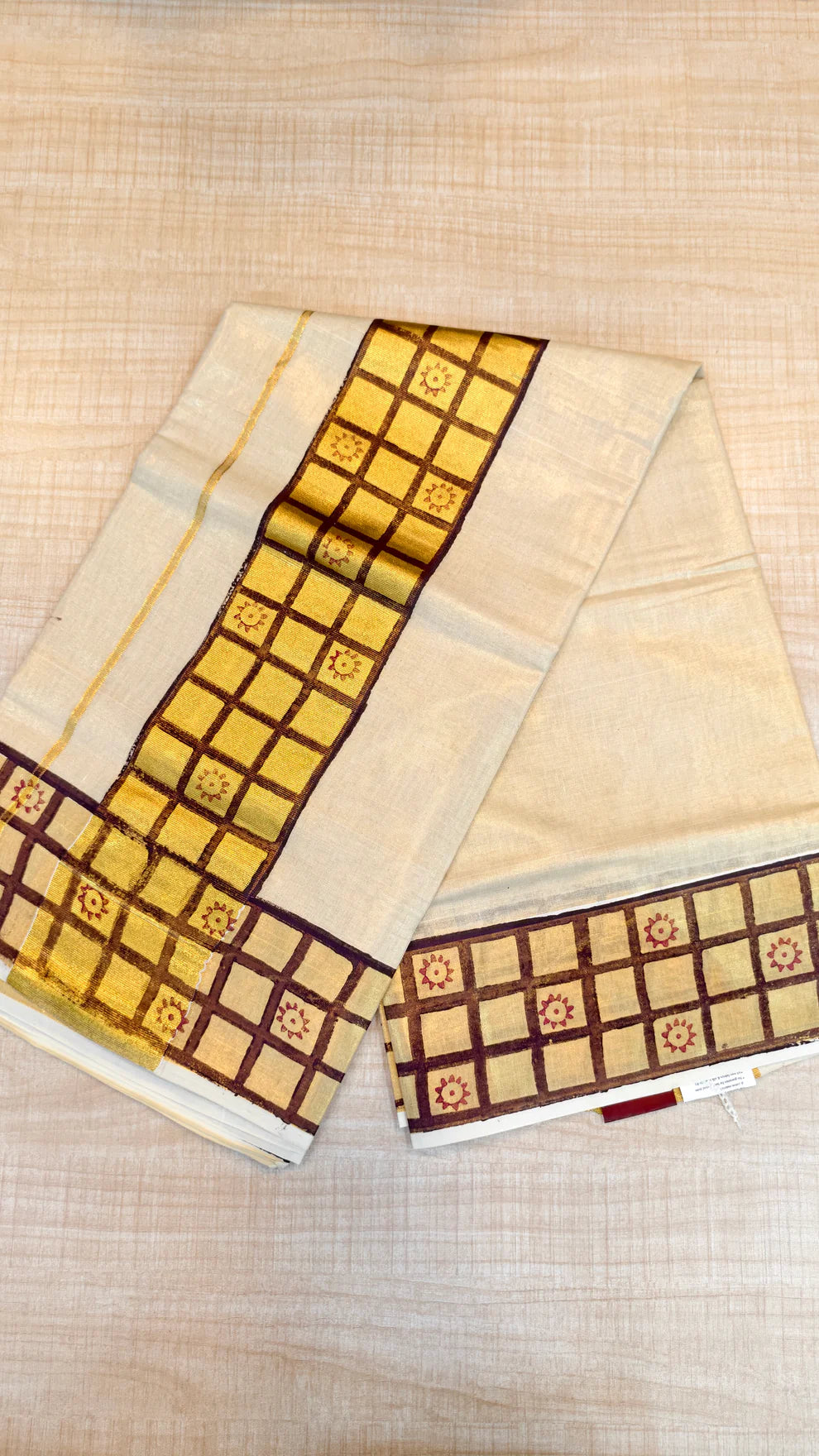 Checks Border Tissue Saree