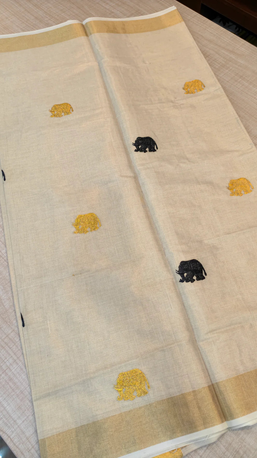 Elephant motif Tissue Saree