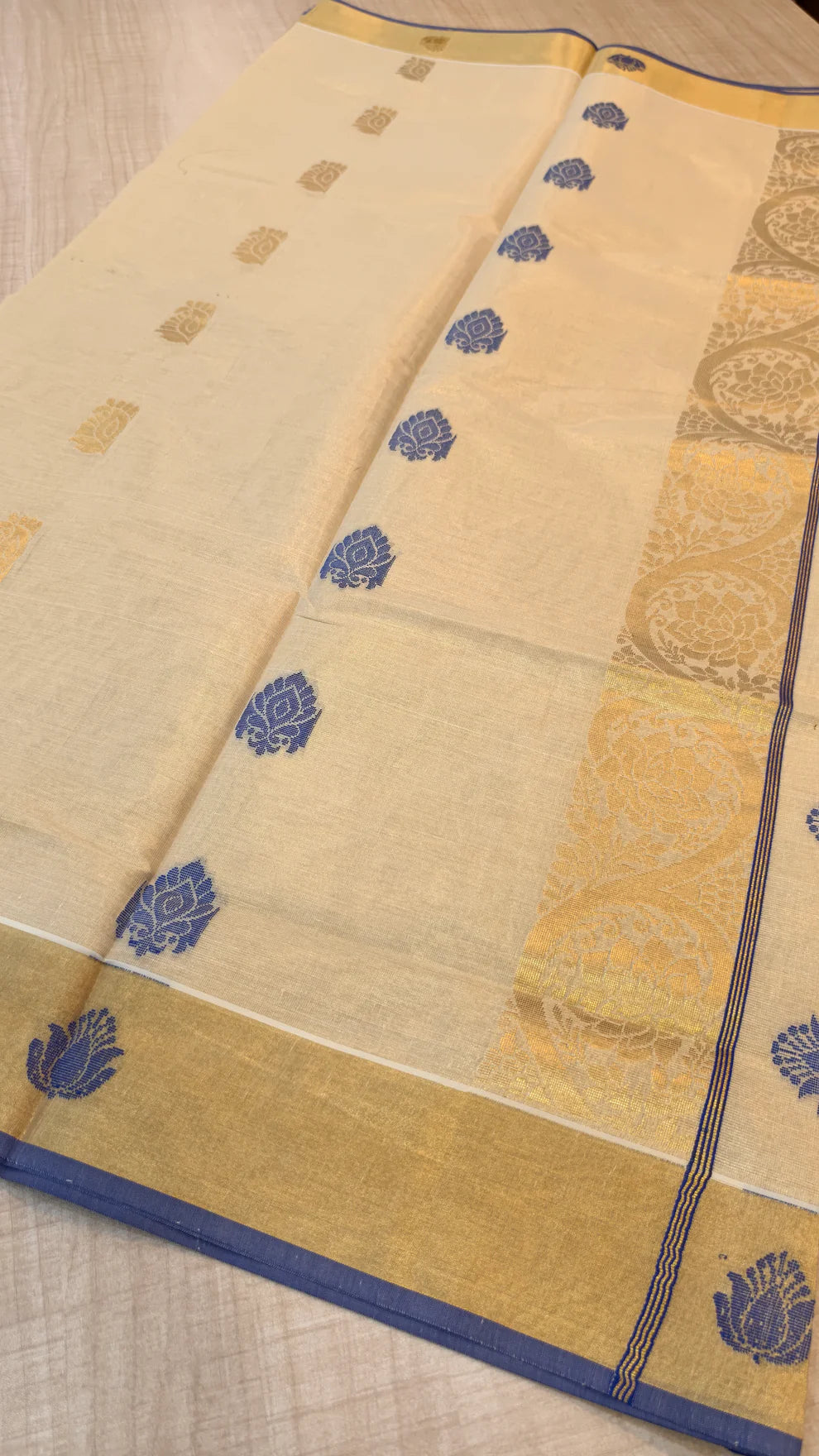 Blue Motif Kerala Tissue Saree