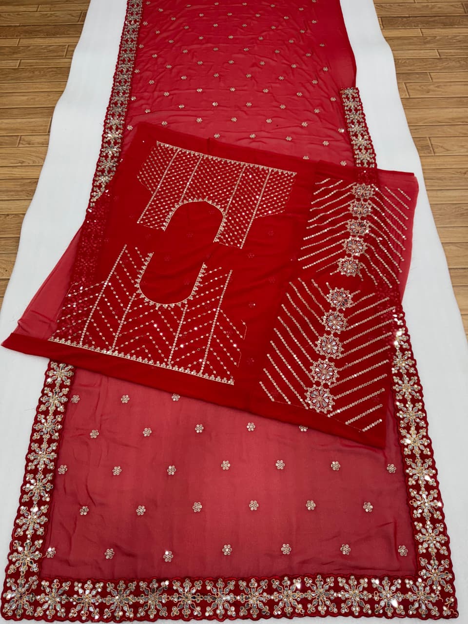 Bollywood Blockbuster Original Mirror Design Saree