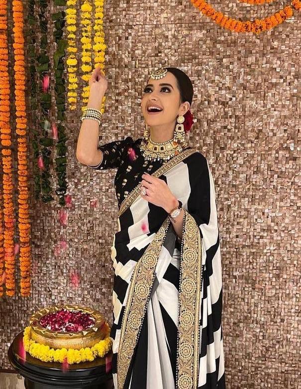 New Superhit Design – PARINEETI 2.0