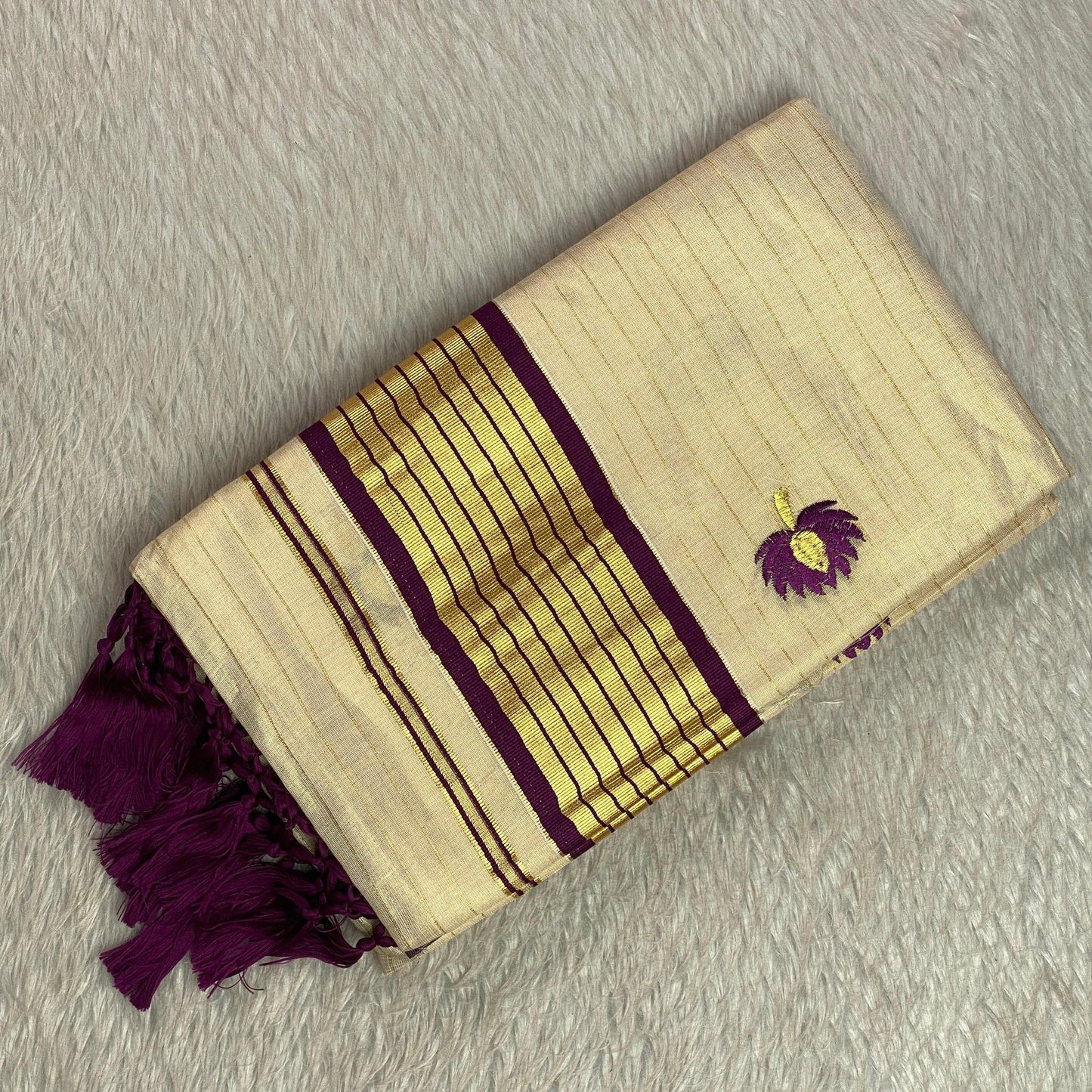 Kerala Tissue Floral Saree