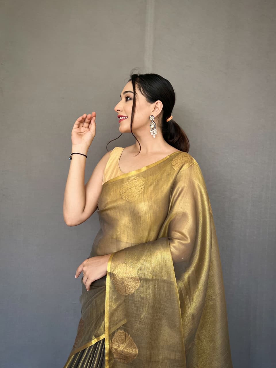 Gulabo Tissue Silk Saree