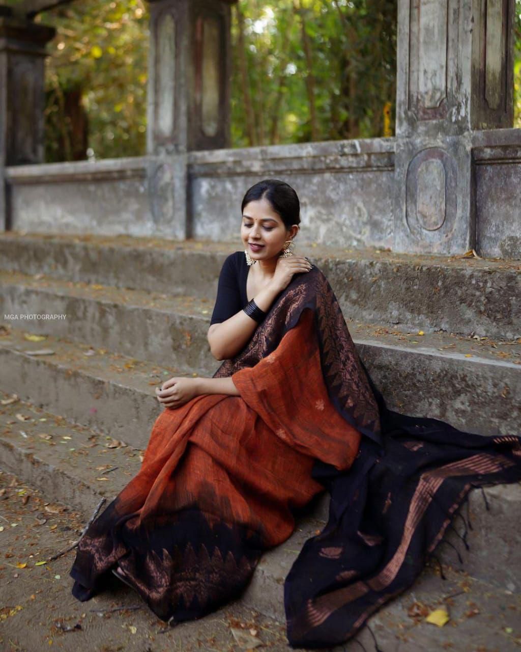 Premium Slab Weaving Saree