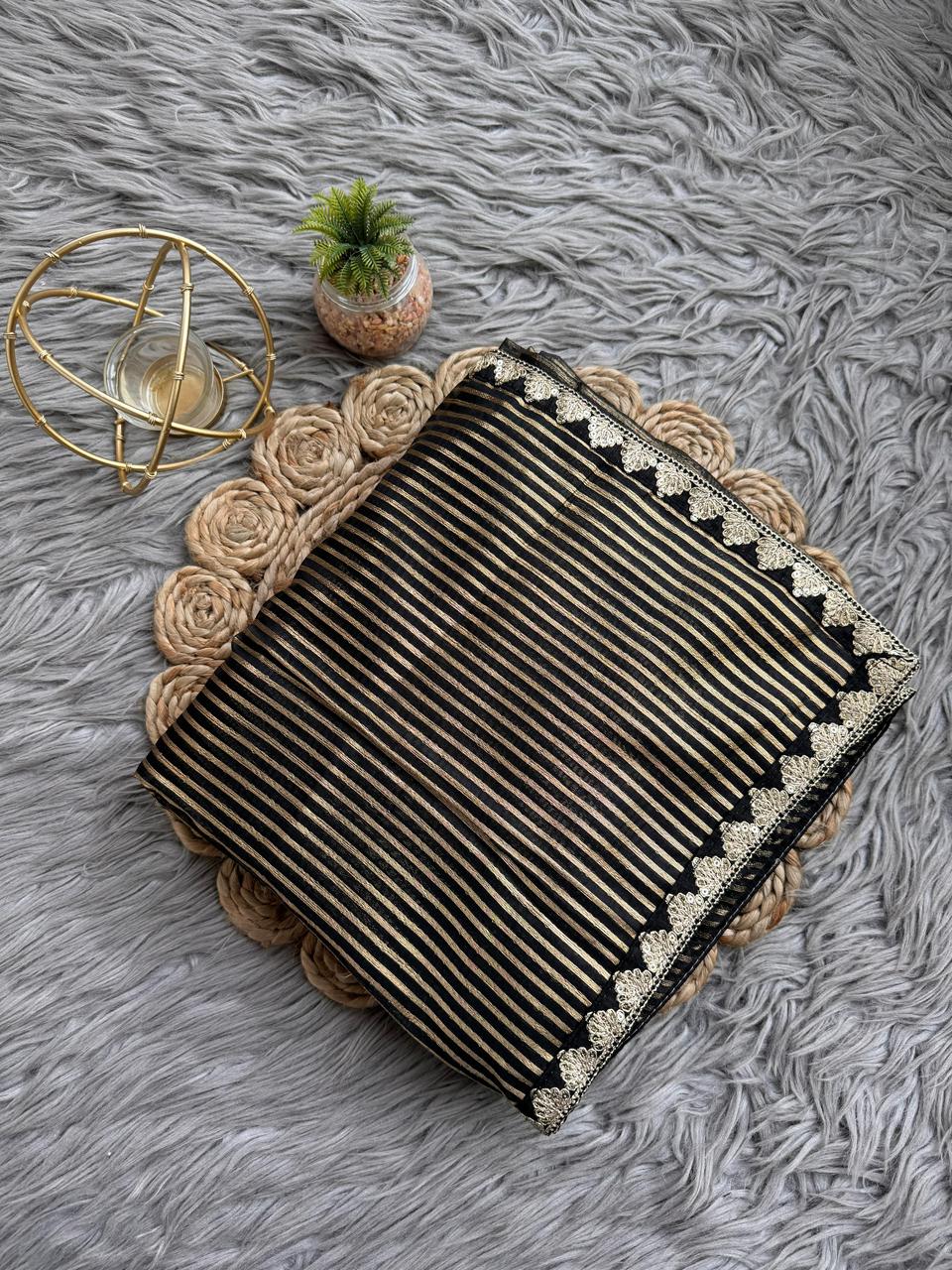 Trisha Black Gold