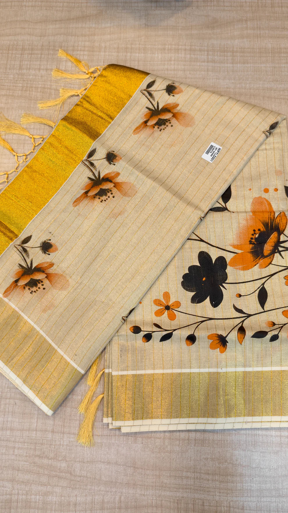 Cosmos Floral Tissue Saree