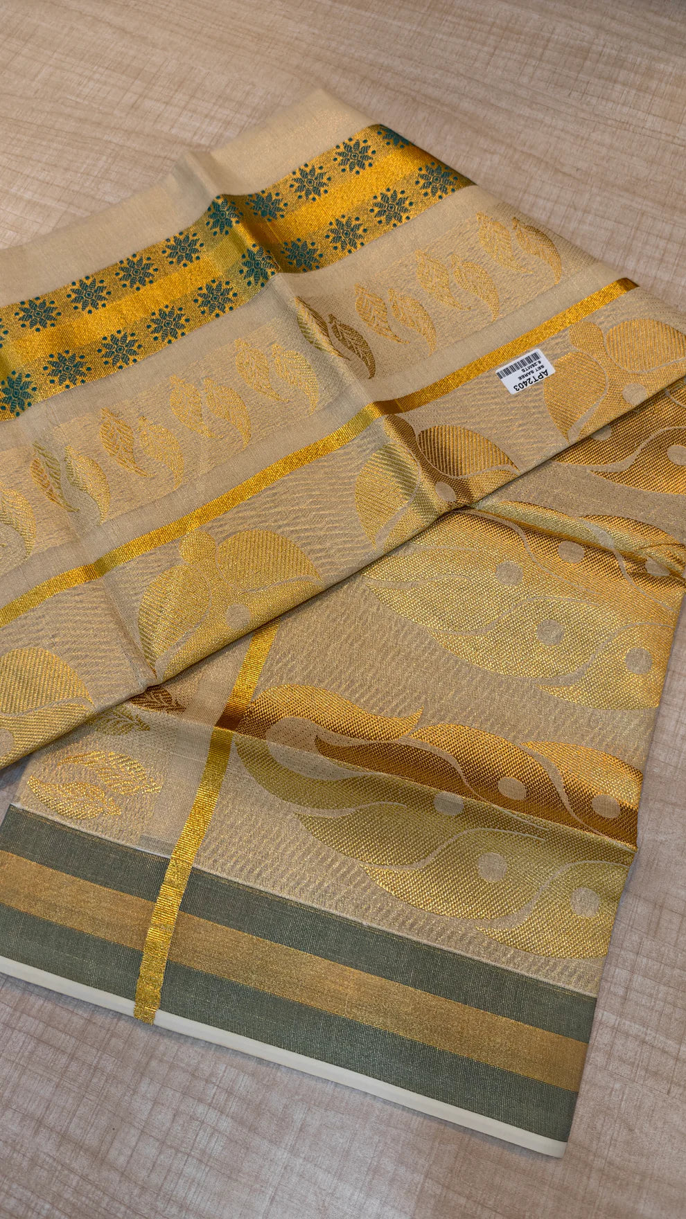 Floral Motif Tissue Saree
